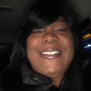 Meet your Posher, Corrine